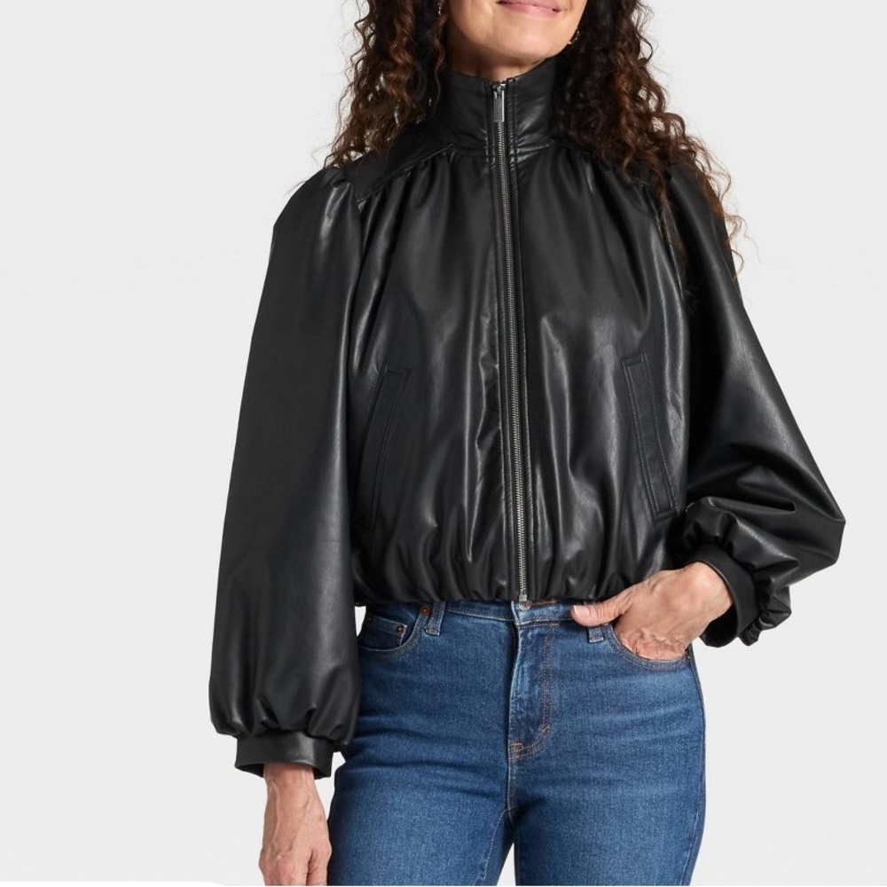 Universal Thread Black Bomber bubble hem Jacket size M